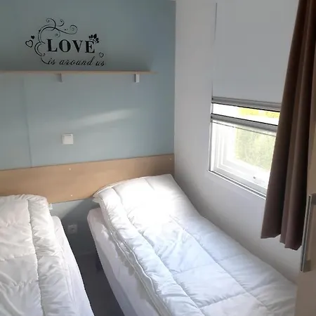 Propriete De 3 Chambres A Avec Piscine Partagee Jardin Clos Et Wifi A 2 Km De La Plage *