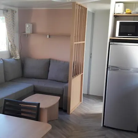 Propriete De 3 Chambres A Avec Piscine Partagee Jardin Clos Et Wifi A 2 Km De La Plage * Les Mathes